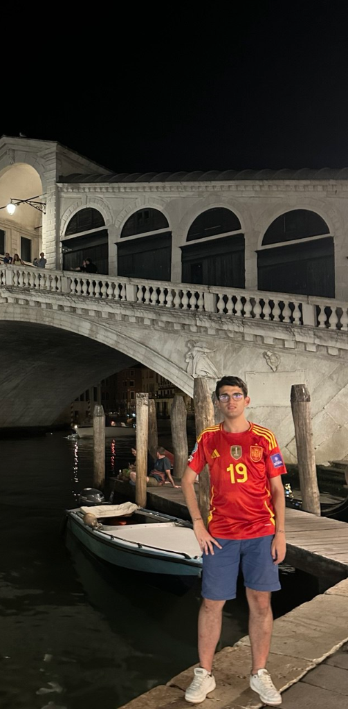 Alberto en presentación del proyecto